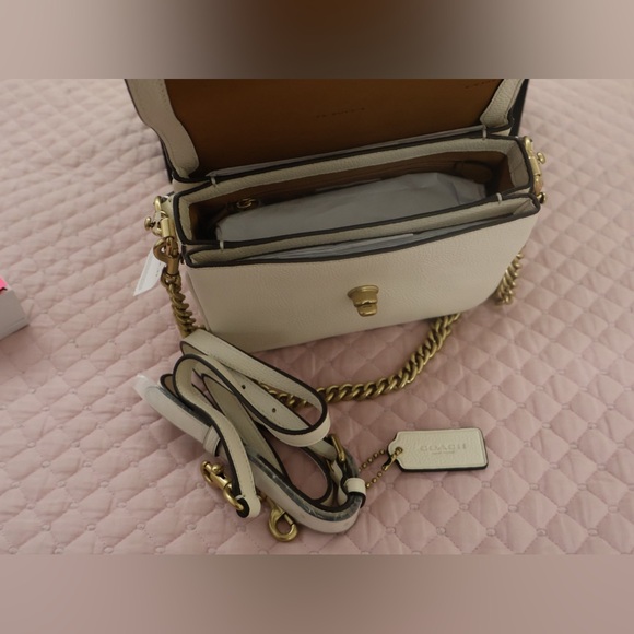 **BUNDLE** COACH Madison Crossbody Bag + COACH Wallet + COACH Shoulder Strap - Picture 4 of 10